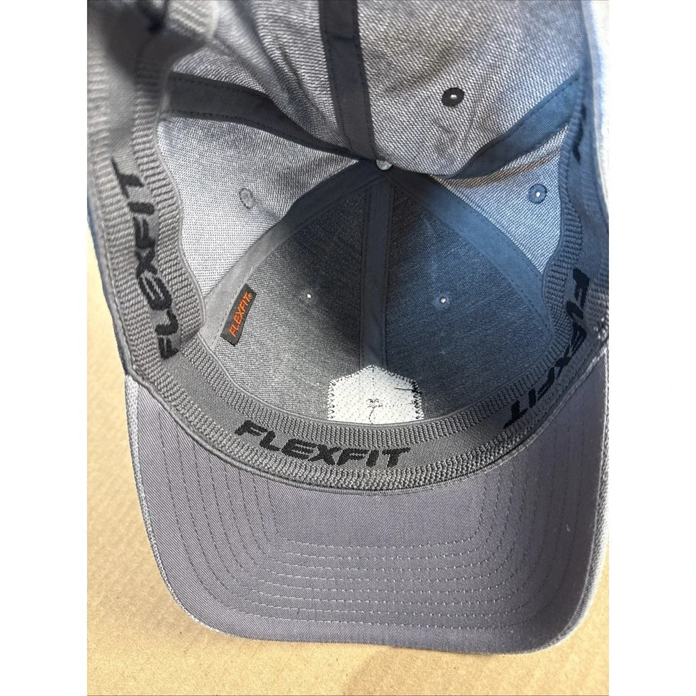 Flexfit travis mathew